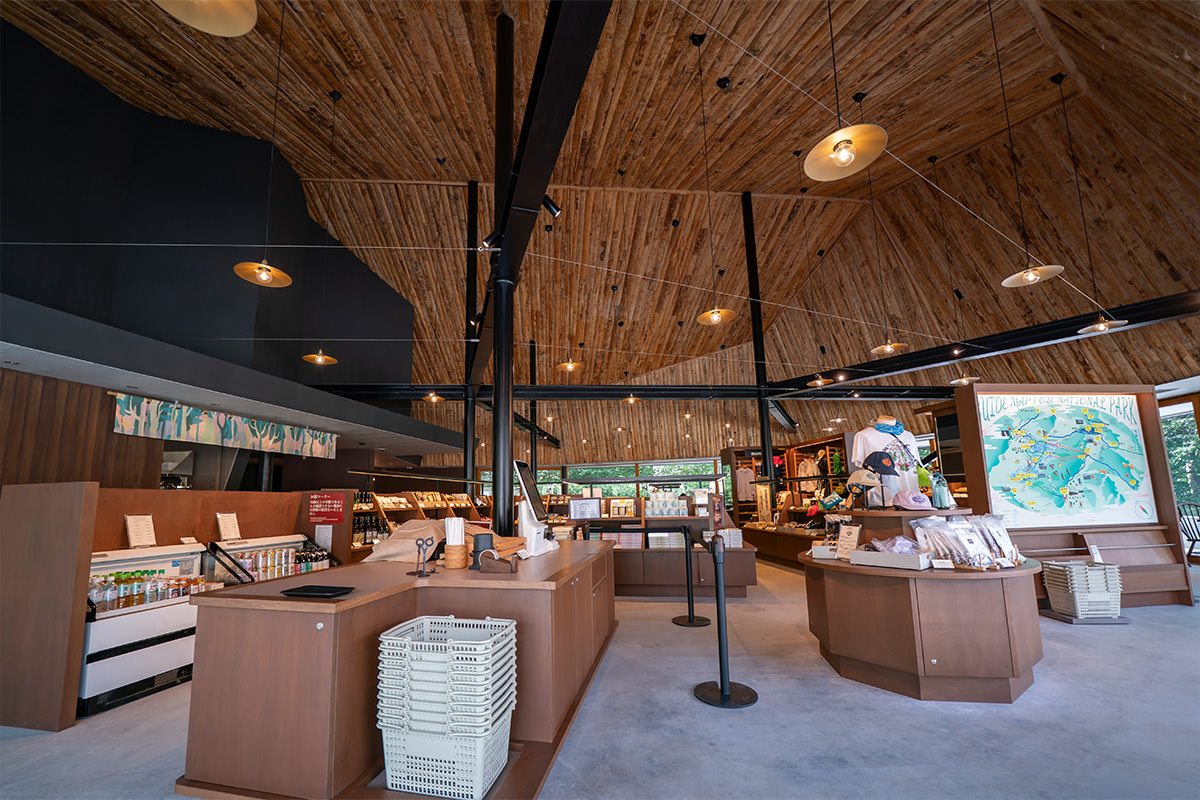 Hatomachi Base Cafe & Shop by Hoshino Resorts
