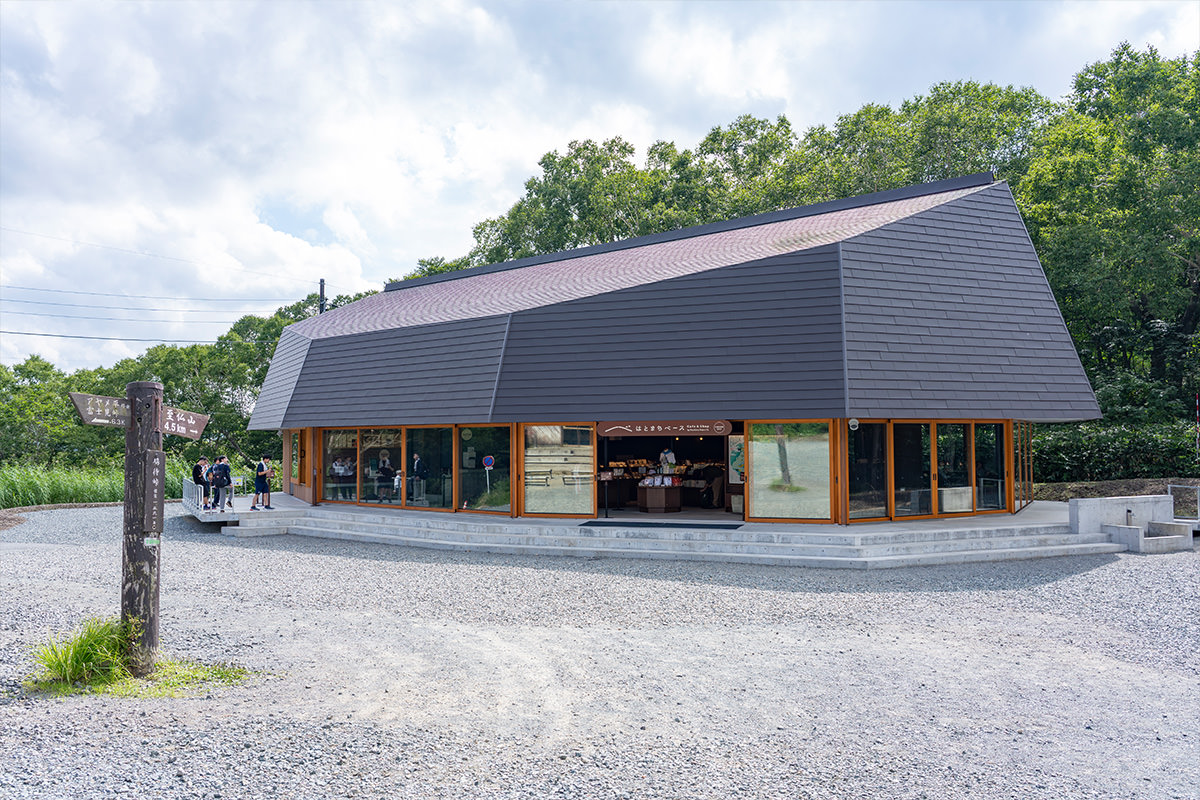 Hatomachi Base Cafe & Shop by Hoshino Resorts