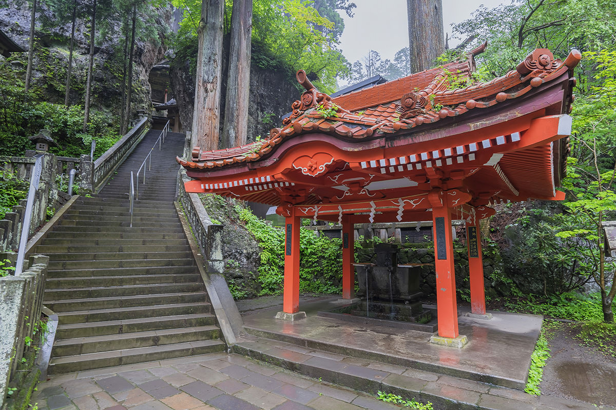 Haruna-jinja Shrine