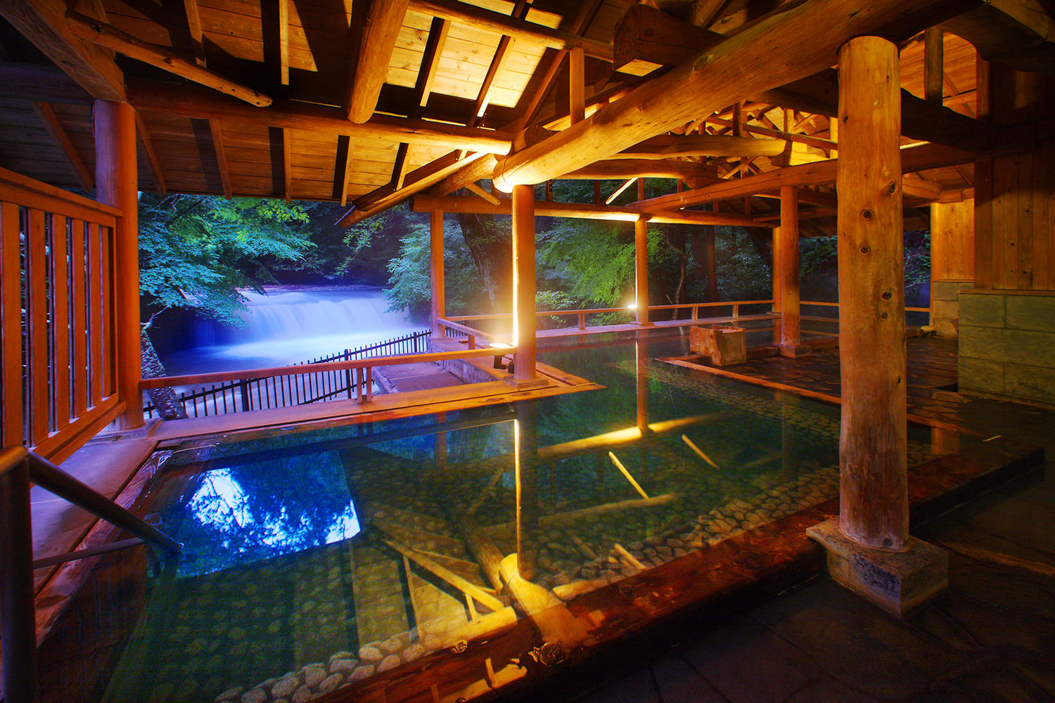Luxury Travel & Experiences